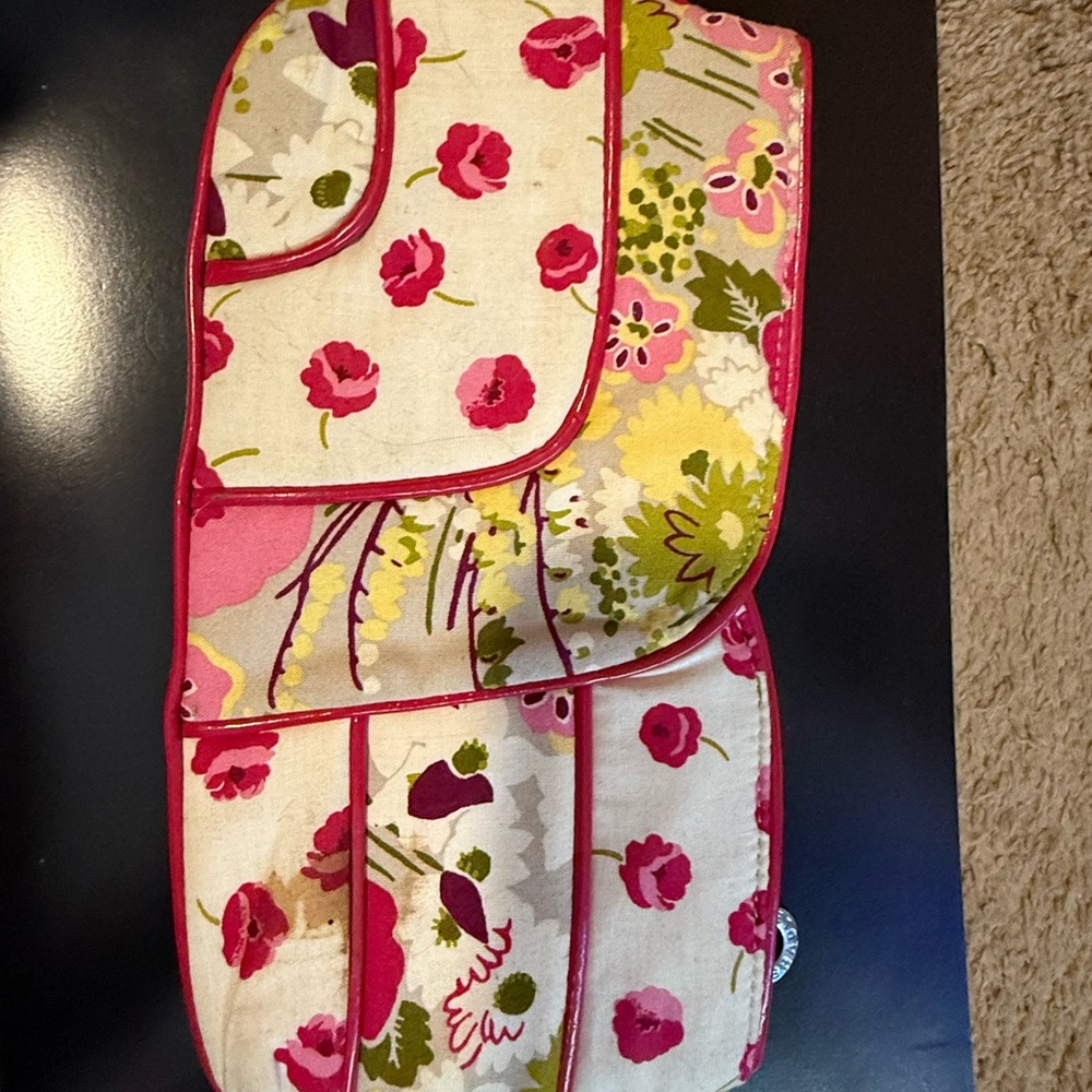 Vera Bradley Pink Floral Organizer